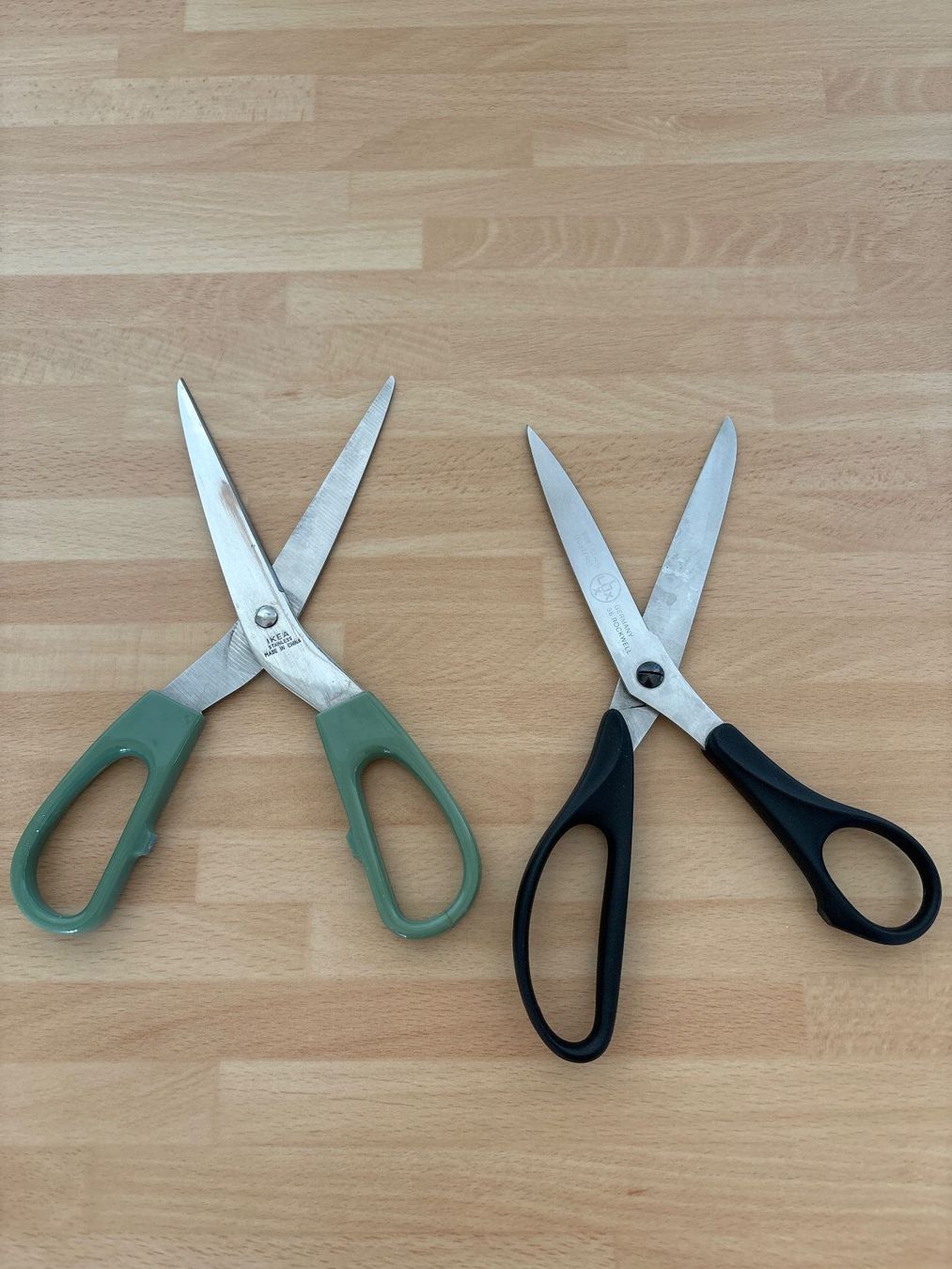 Ikea Tutti gli attrezzi: 2 Scheren , 20 cm lang – Usato da Wetzikon ZH venduto da CZ. 1