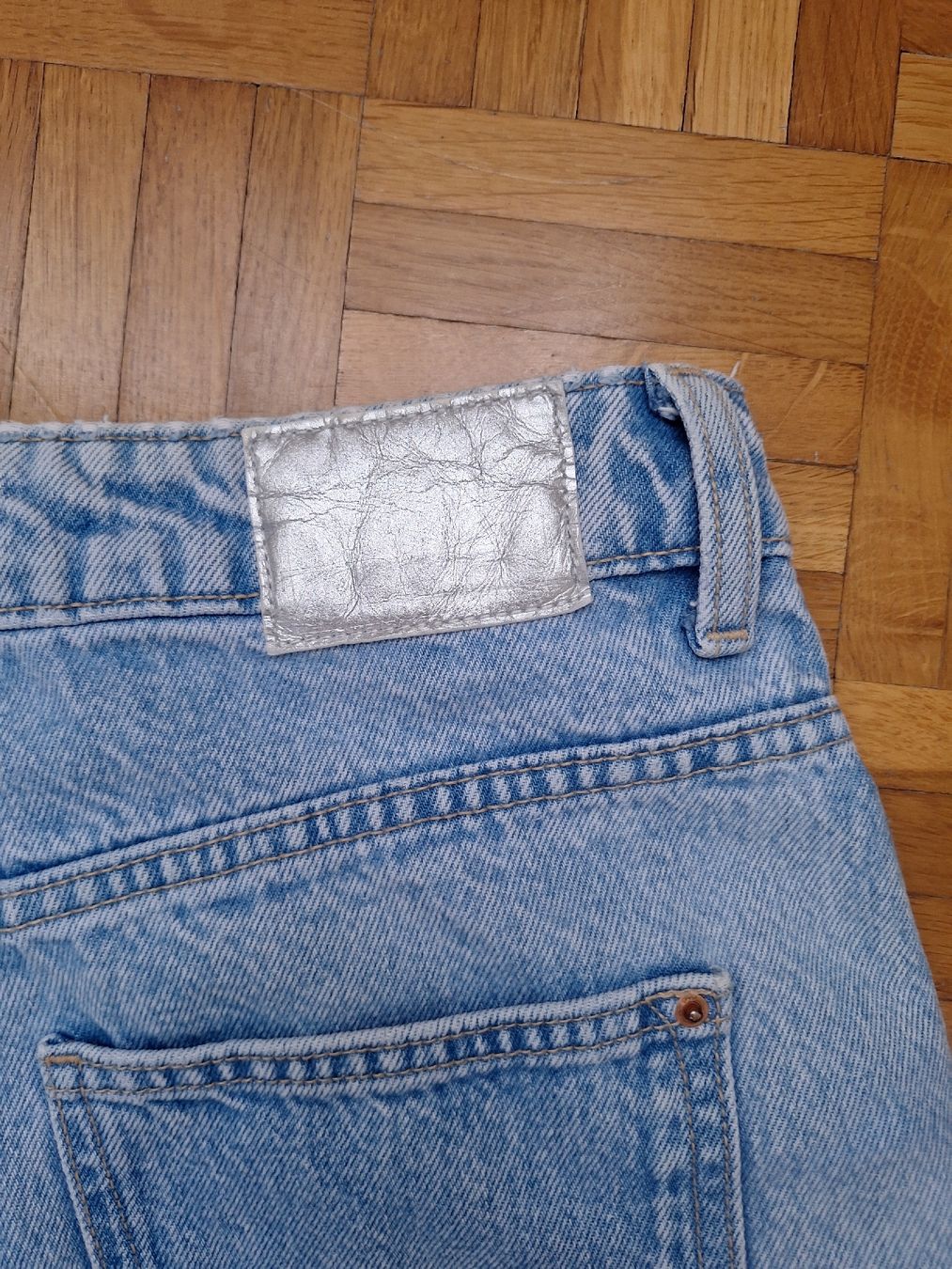 Zara Jeans: Zara Jeans, hellblau, Gr. 38, Top Zustand – Nuovo (secondo la descrizione) da Adlikon b.Regensdf venduto da che_xxb9 4