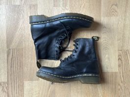Dr. Martens Boots - schwarz Leder - Grösse 40 - neu