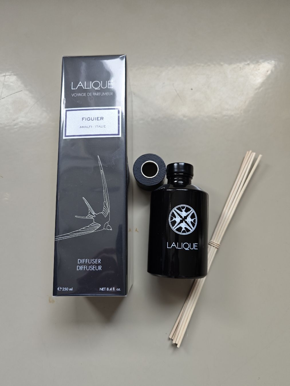 Diffusori di oli essenziali: Lalique Raumduft Diffuser Figuier 250ml Original Verpackt – Nuovo e nell'imballaggio originale da Zürich venduto da 456666