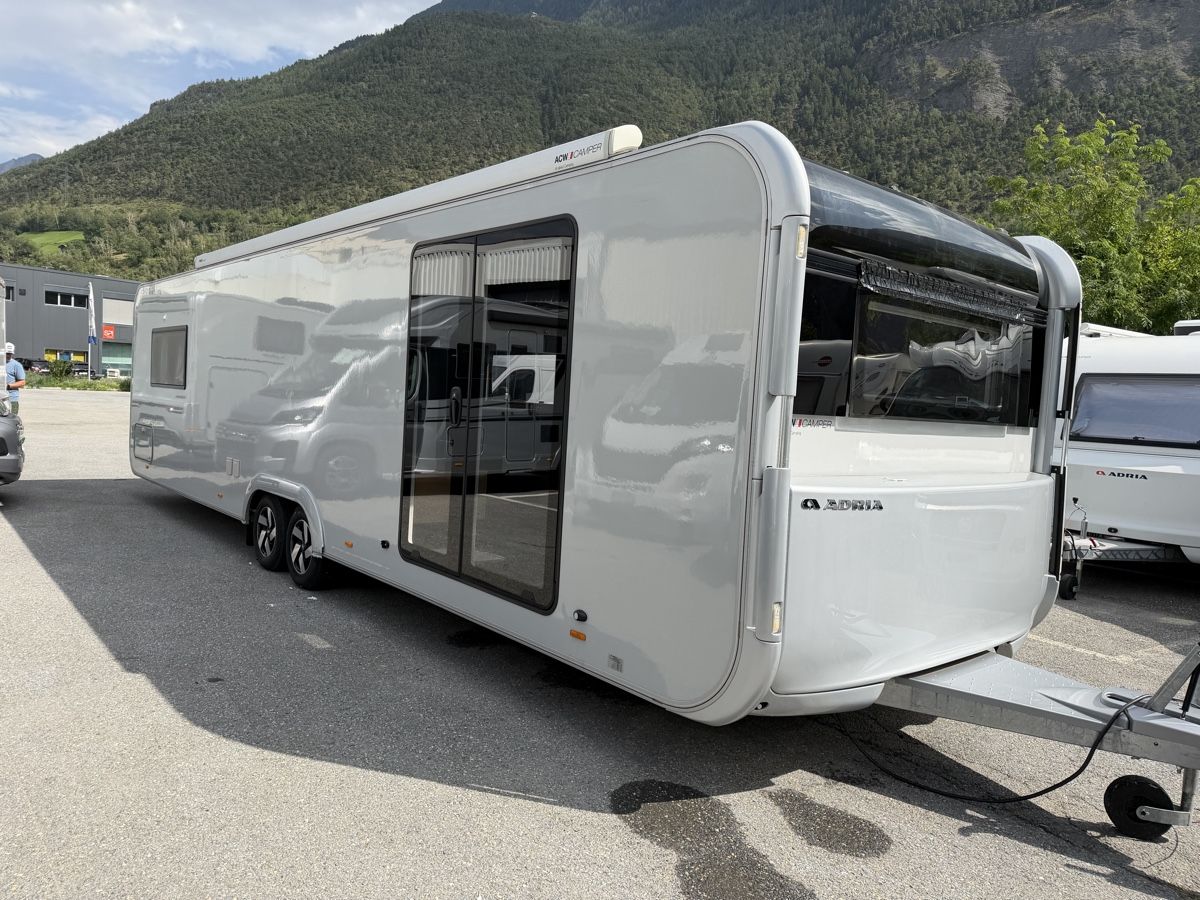 Adria Veicoli da campeggio: Adria Astella 904 HP Wohnwagen – Usato da Ried-Brig venduto da inf_k7jw