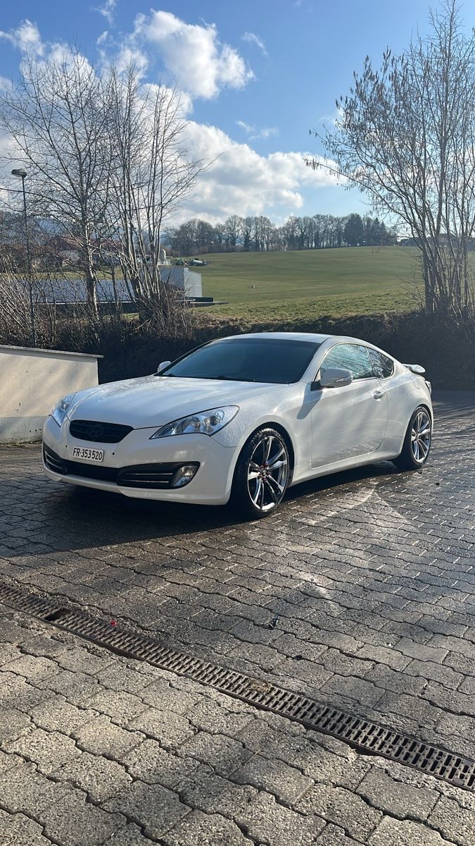 Hyundai Automobili: Hyundai Genesis coupe V6 3.8 – Usato da Vuadens venduto da vin_p8k5