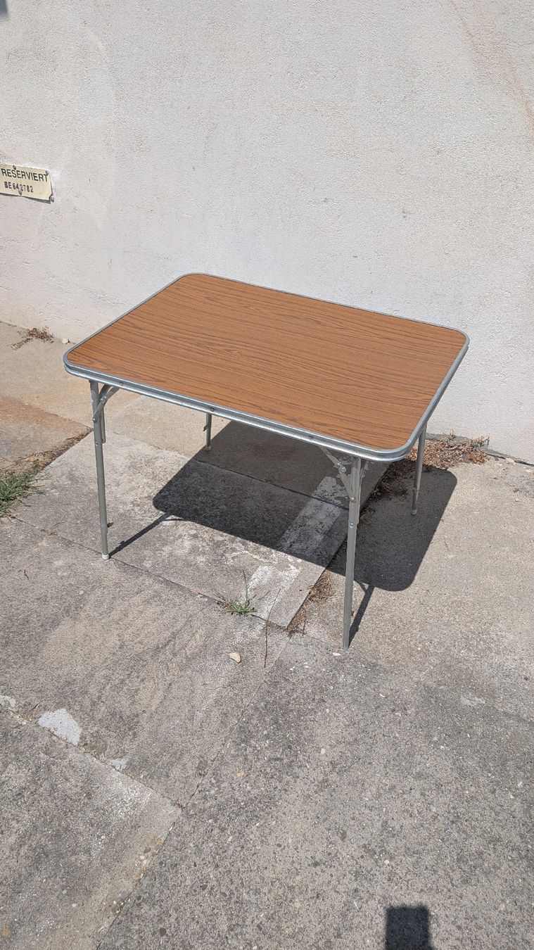 Tische: Vintage Camping Tisch  – Gebraucht aus Evilard von Kody0