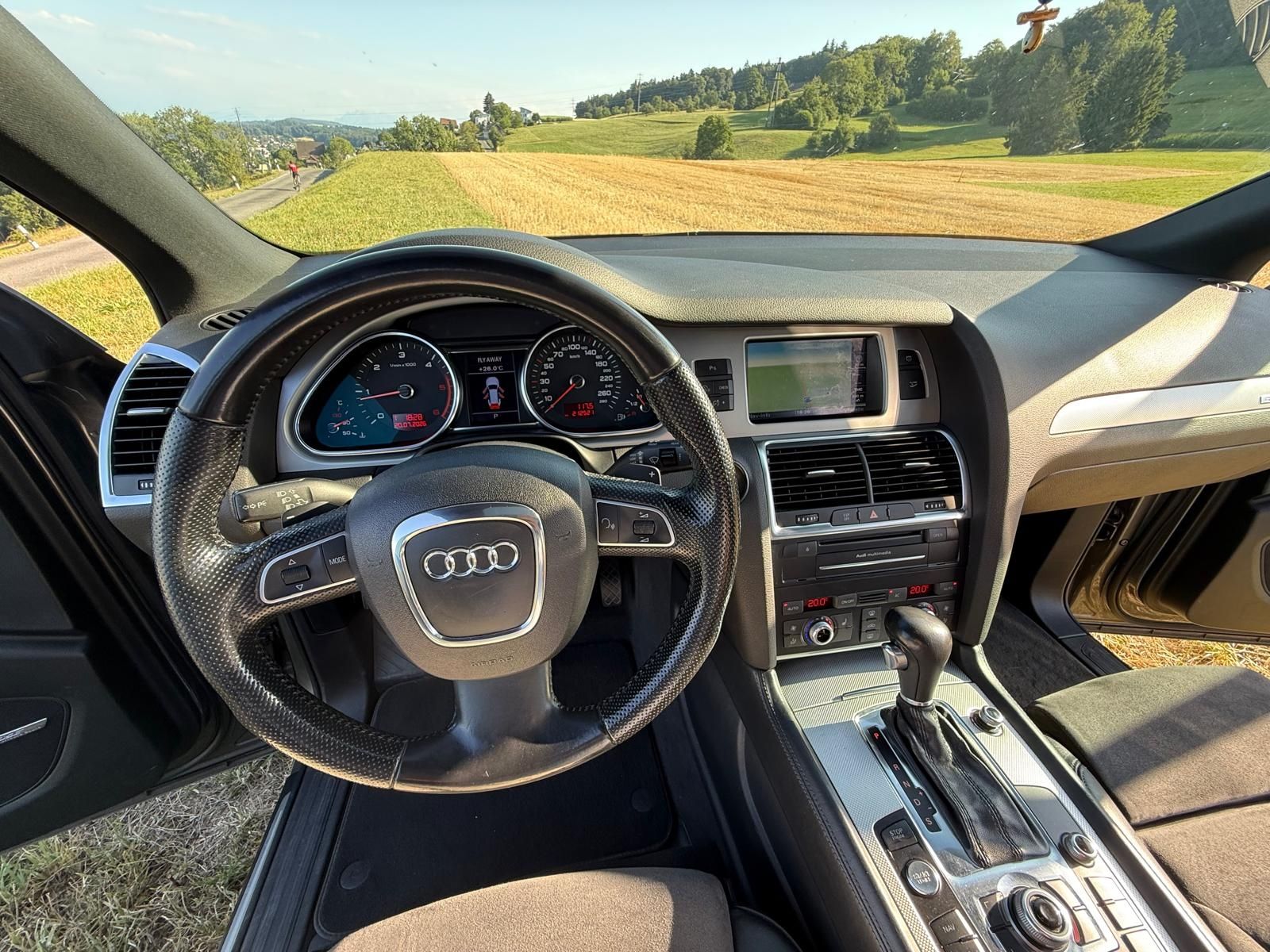 Audi Autos: Audi Q7 – Gebraucht aus Meisterschwanden von Luluku 4