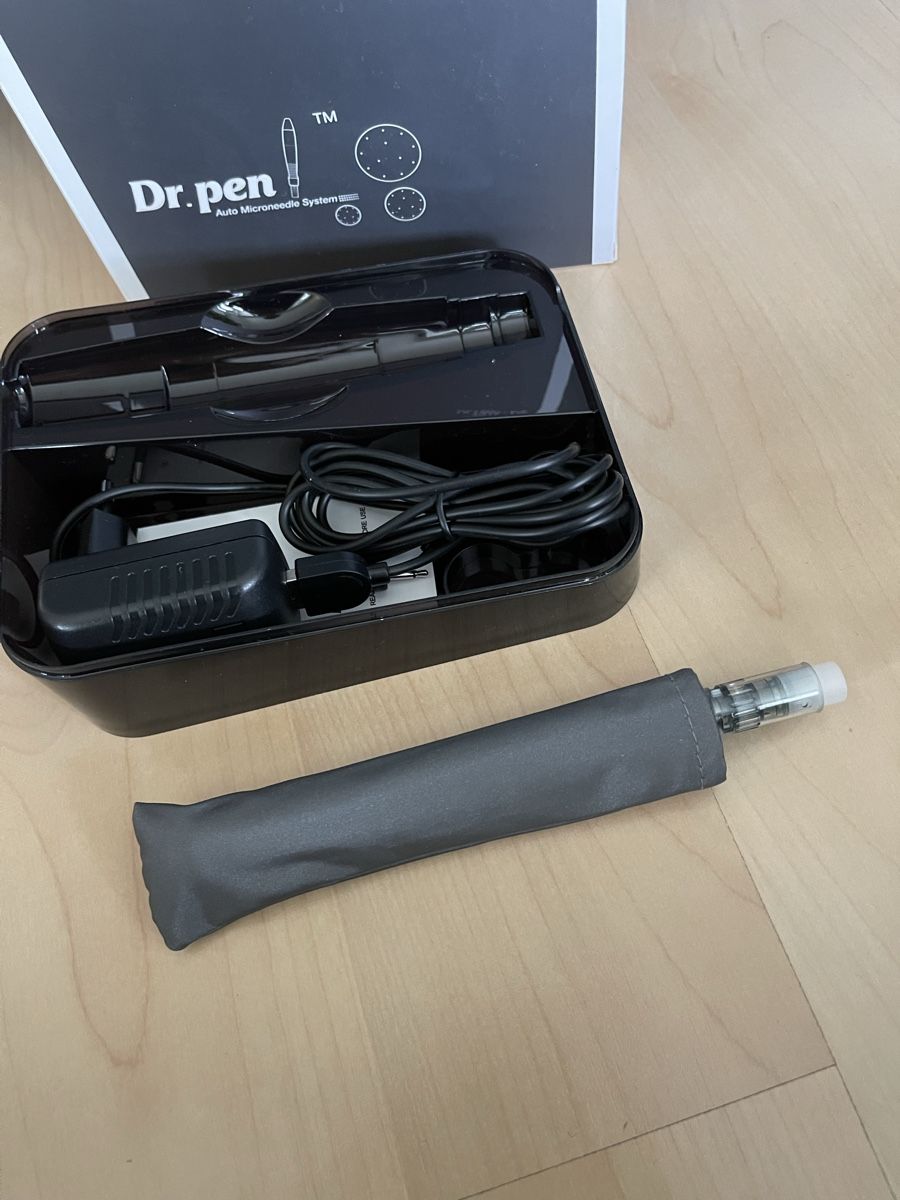Cura del viso: Dr. Pen Ultima-M8 Microneedling System – Nuovo e nell'imballaggio originale da Dietikon venduto da Nieselchen 3