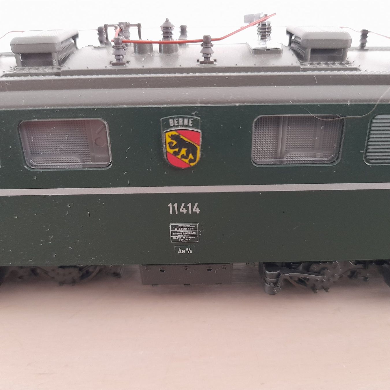 Märklin Modellini di ferrovie: Locomotive CFF Ae 6/6 "700 ans de la Confédération" – Nuovo e nell'imballaggio originale da Auvernier venduto da gandalf08 3