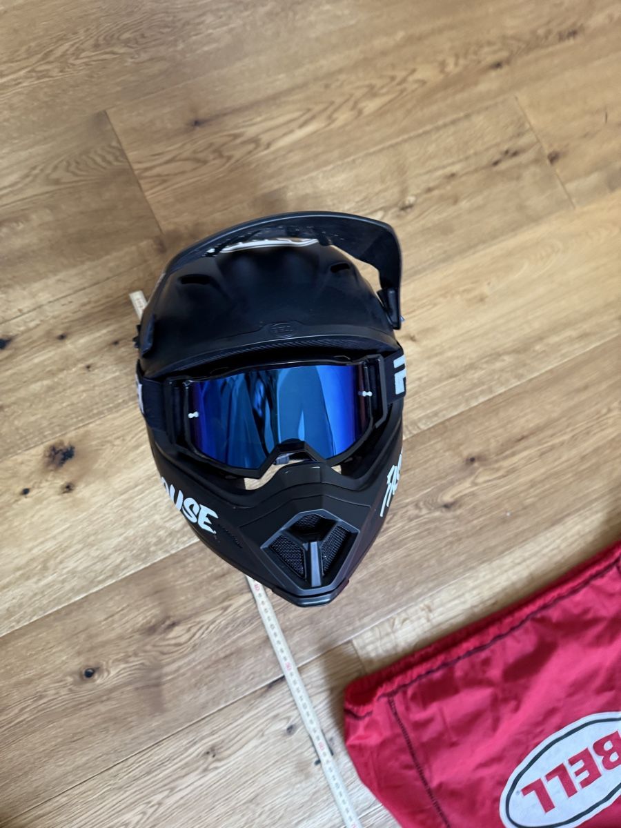 Bell Caschi & visiere: Mountain Bike Helm – Usato da Engelburg venduto da Feger3
