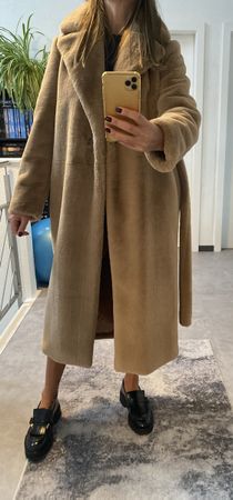 Manteau TAMO en fausse fourrure.( Italy)