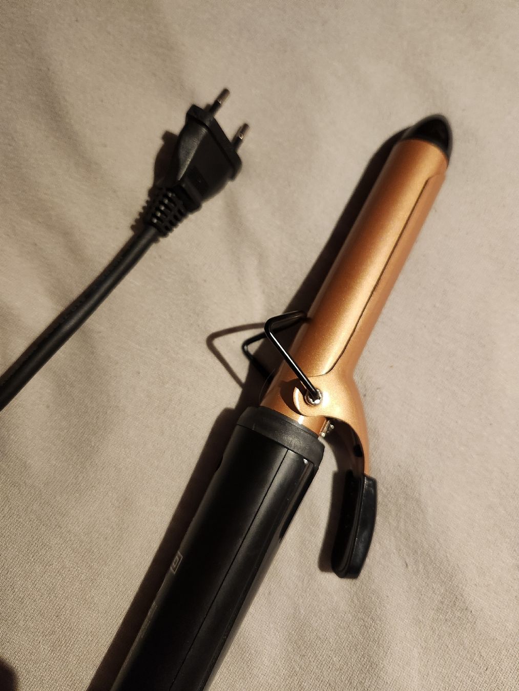 Piastre & Arricciacapelli: Trevor Sorbie Lockenstab mit Keratin – Usato da Frauenfeld venduto da Lunarlilac 1