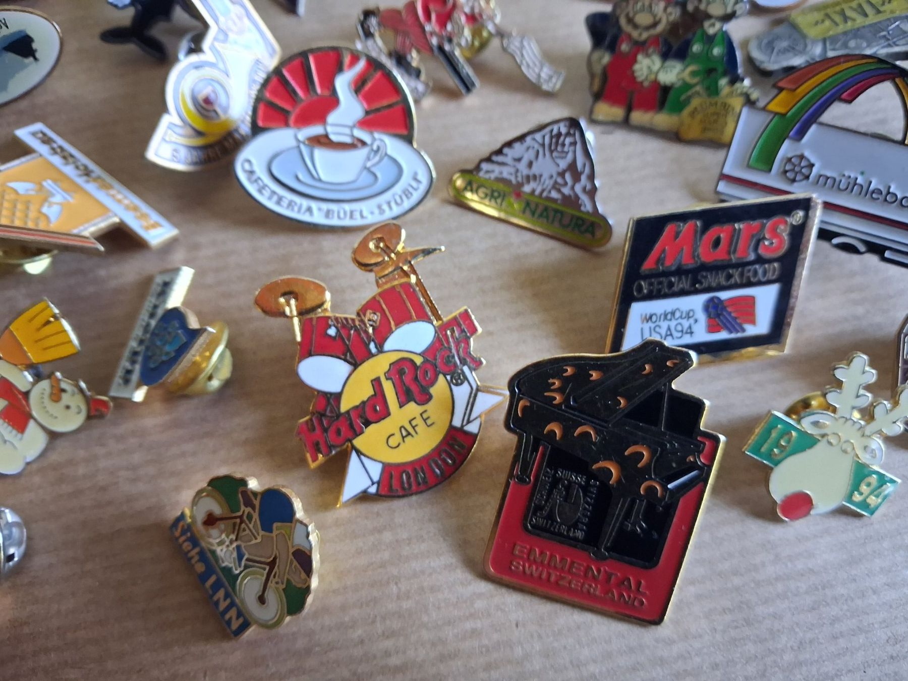 Placchette & Badge: a/ 100+ Pins mit Verschluss – Usato da Hagendorn venduto da siwasi3 2