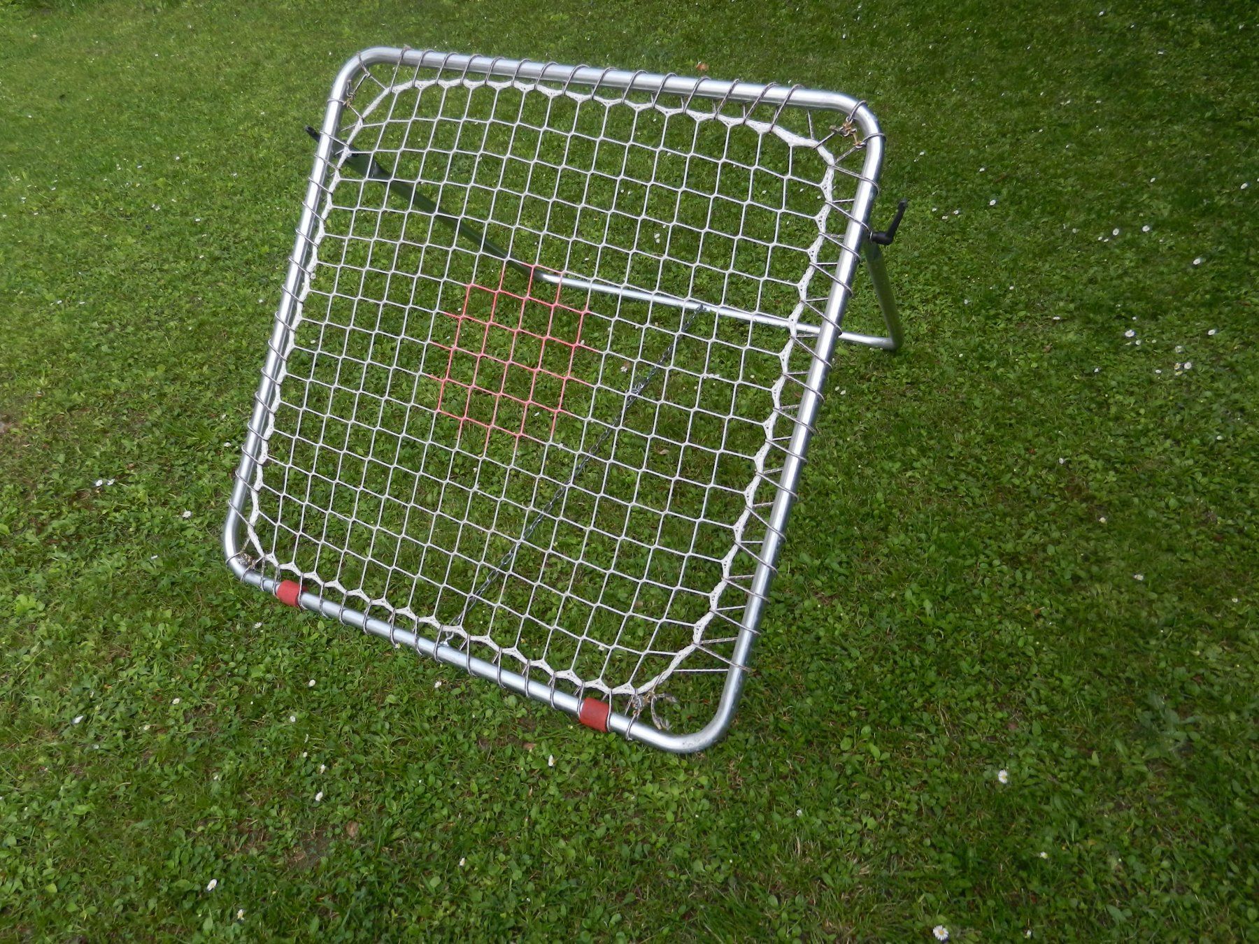 Jeux: Rebounder-Kickback-Trainingsnetz – D'occasion à Hergiswil NW par laserplay 1