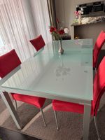 Esszimmer Glastisch mit 4 Stühlen