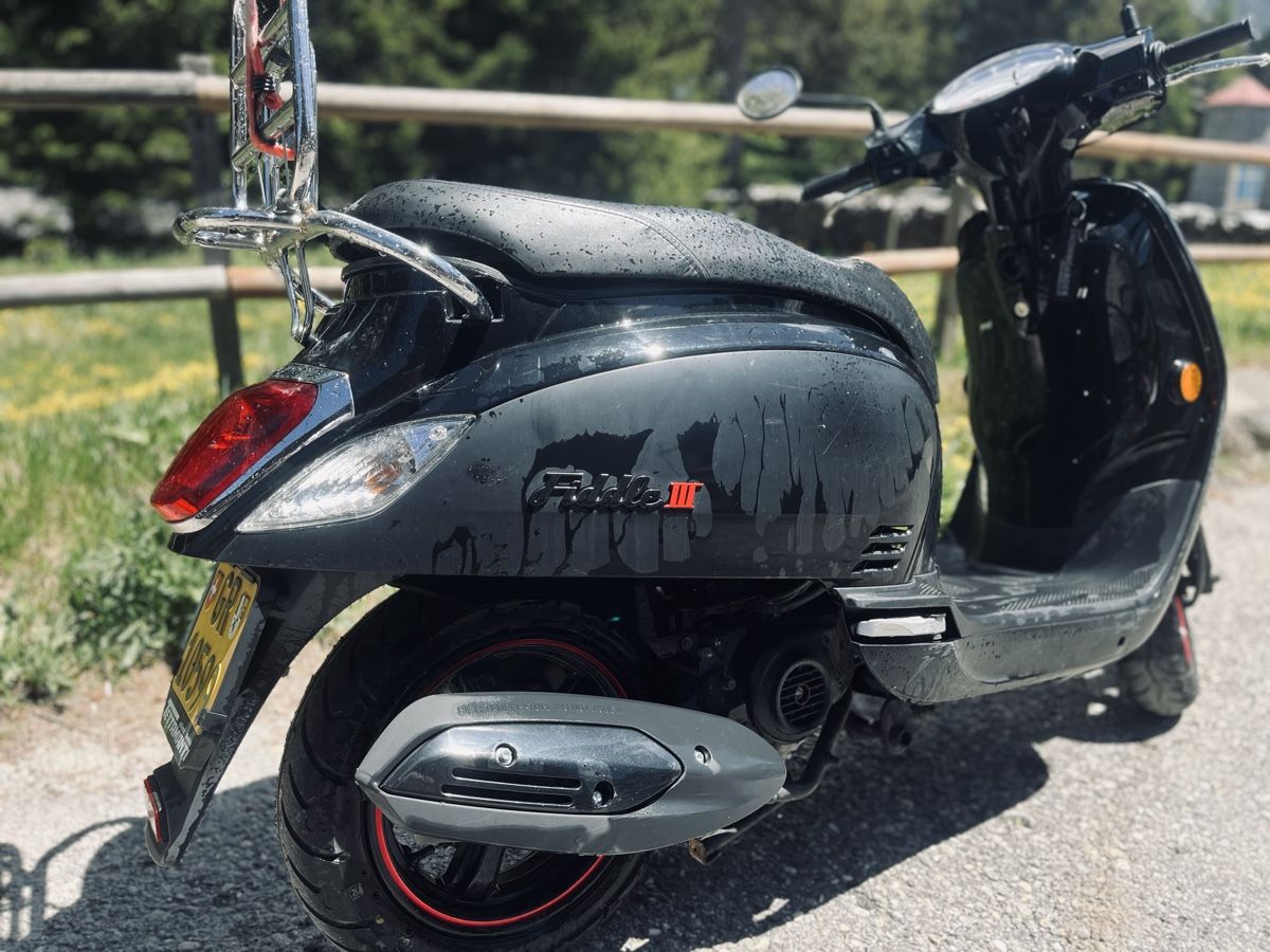 Sym Scooter: Roller/Scooter SYM Fiddle III 50ccm Schwarz – Usato da Lenzerheide/Lai venduto da zackobar 3