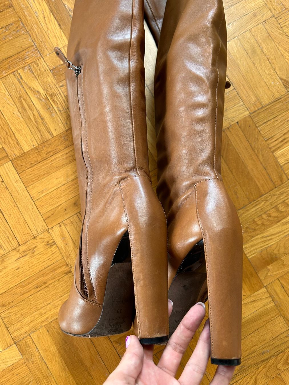 Celine Scarpe da donna: Bottes cuissardes CÉLINE cuir camel – Usato da Geneve venduto da Salomevergne 5