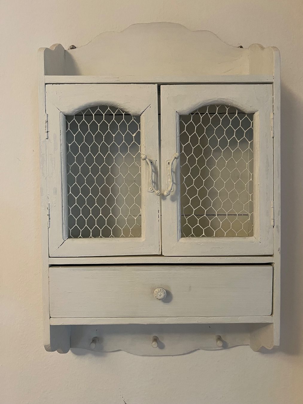Armadi: Kleiner Wandschrank – Usato da Riehen venduto da Lai. 1