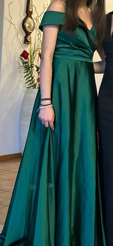 Vestiti: Abend Kleid lang – Usato da Buchs AG venduto da Jas-77