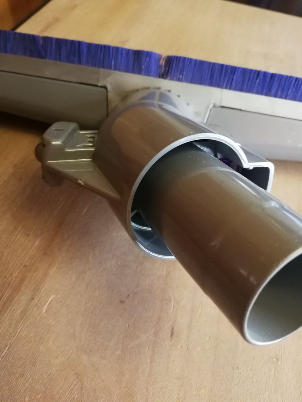 Dyson Altro per la casa: Dyson Hartbodenbürste – Usato da Wagenhausen venduto da Simbad 5