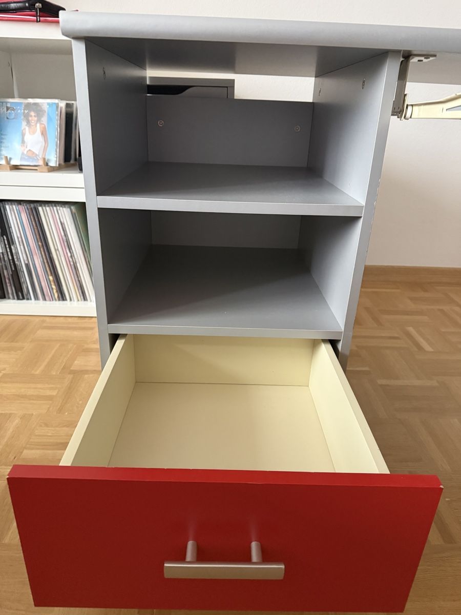 Scrivanie: Schreibtisch – Usato da Altstätten SG venduto da hsc_7wn6 4