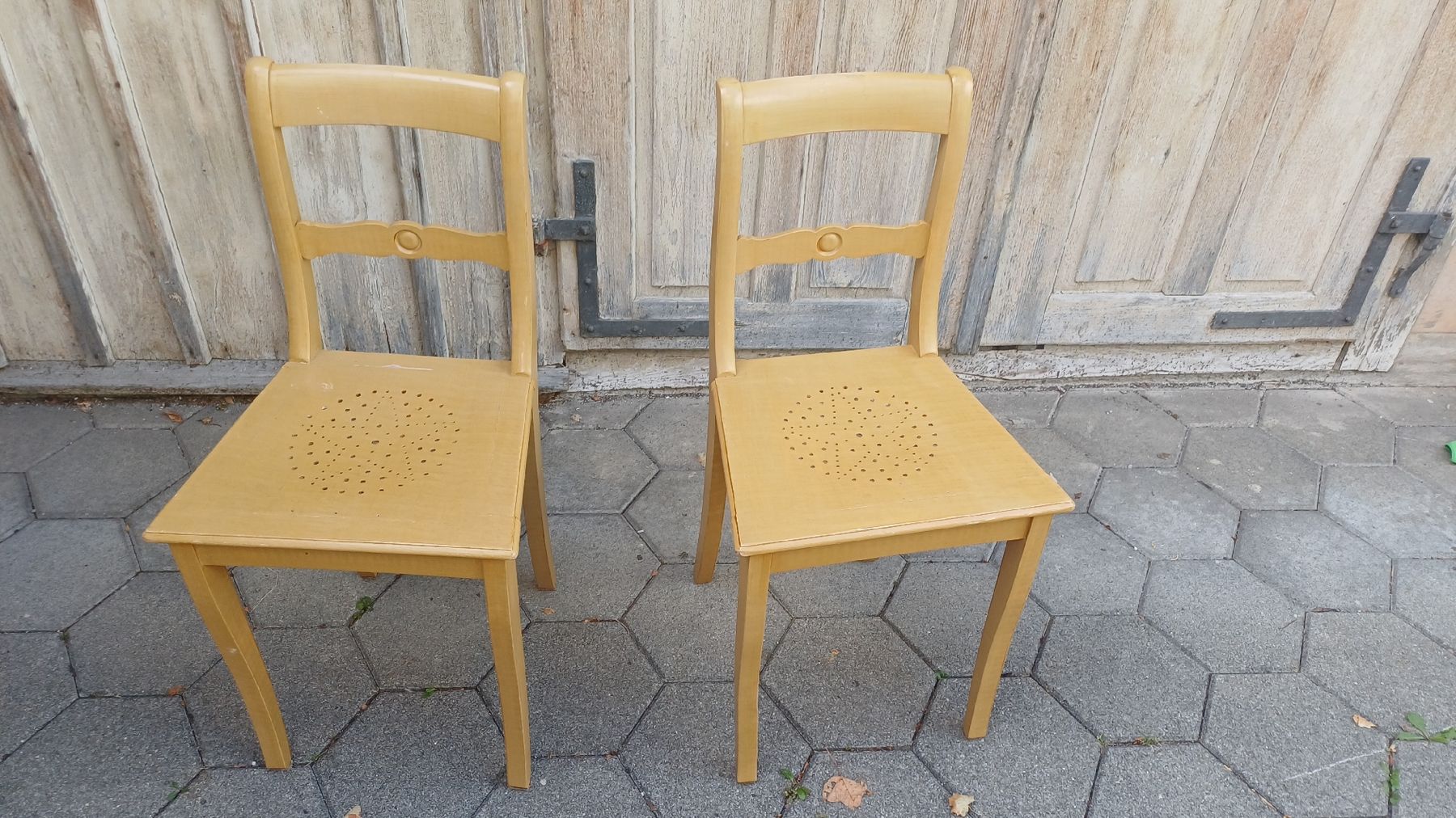 Stühle: 2 Biedermeier  Stühle  – Gebraucht aus Flawil von Naphtali