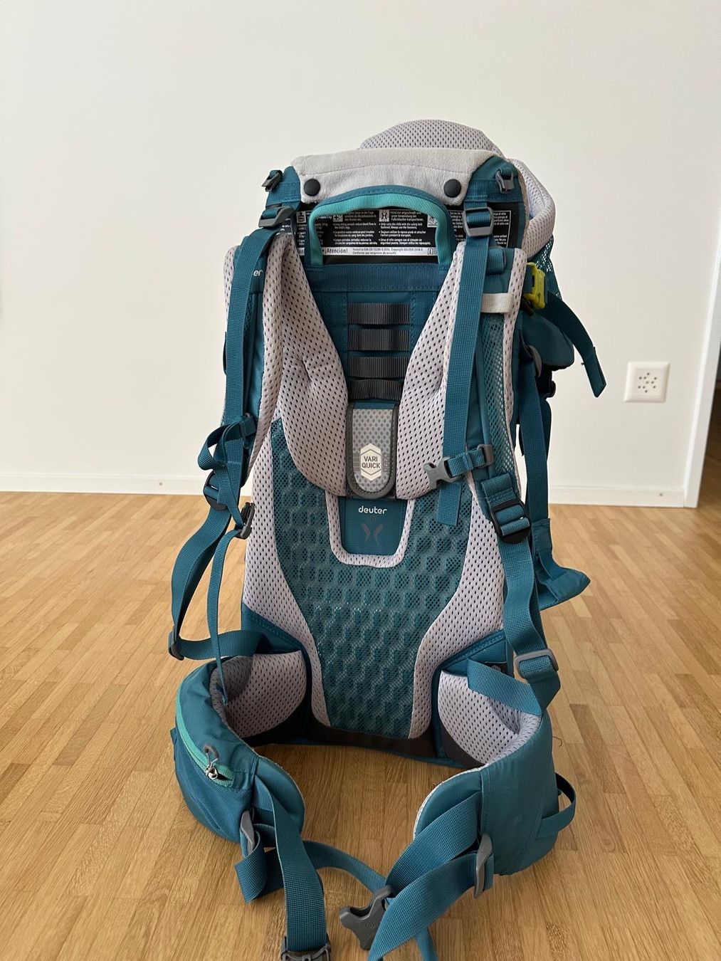 Deuter Marsupi portabebè: Deuter Babytrage – Usato da Winterthur venduto da DeSTOFFEL 1