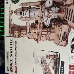 Kit di modellismo & Modellini statici: Rokr Bausatz Space Shuttle – Usato da Schöftland venduto da Stella 2