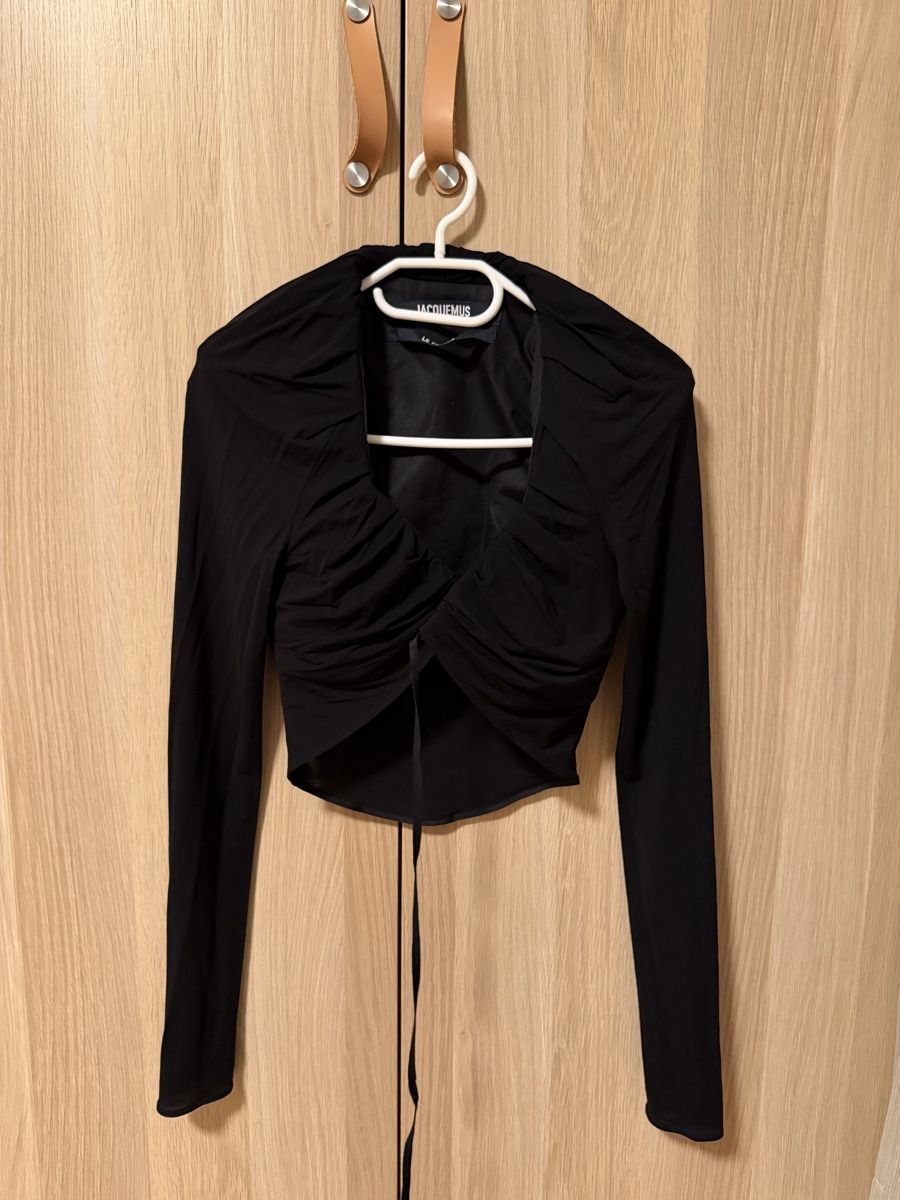 Jacquemus Top: Jacquemus Black Long Sleeve Top - Size 34 – Nuovo (secondo la descrizione) da Horgen venduto da Elizhadz 8