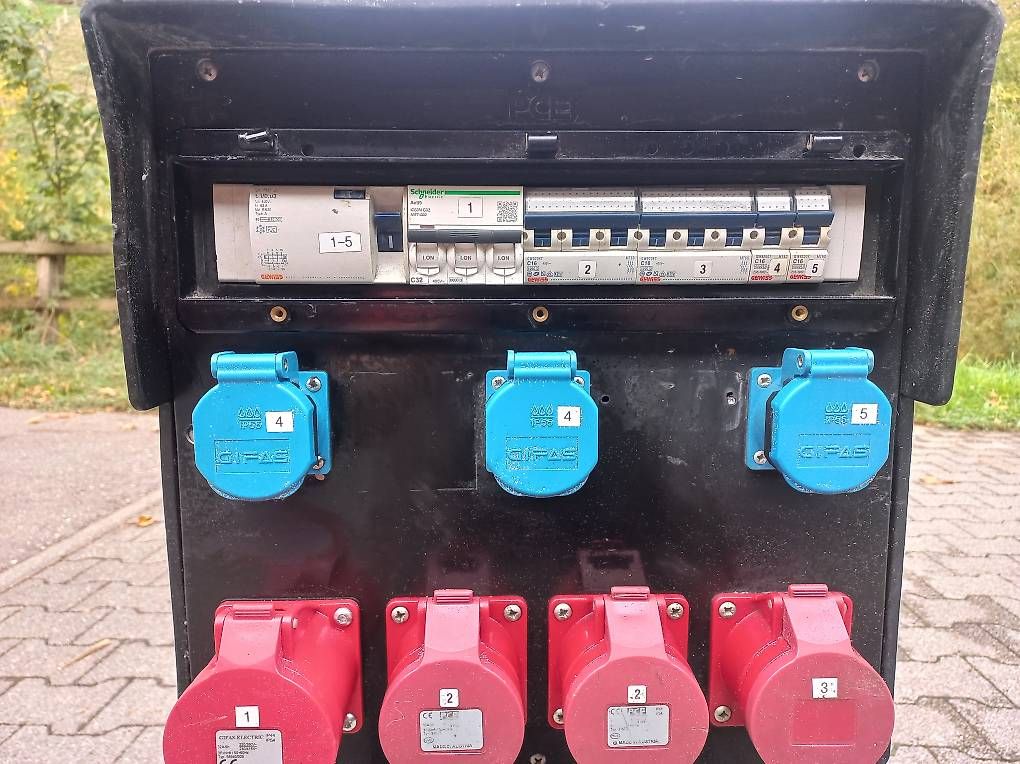 GIFAS Elettrotecnica: Baustromverteiler, Stromverteiler – Usato da Werthenstein venduto da joniace