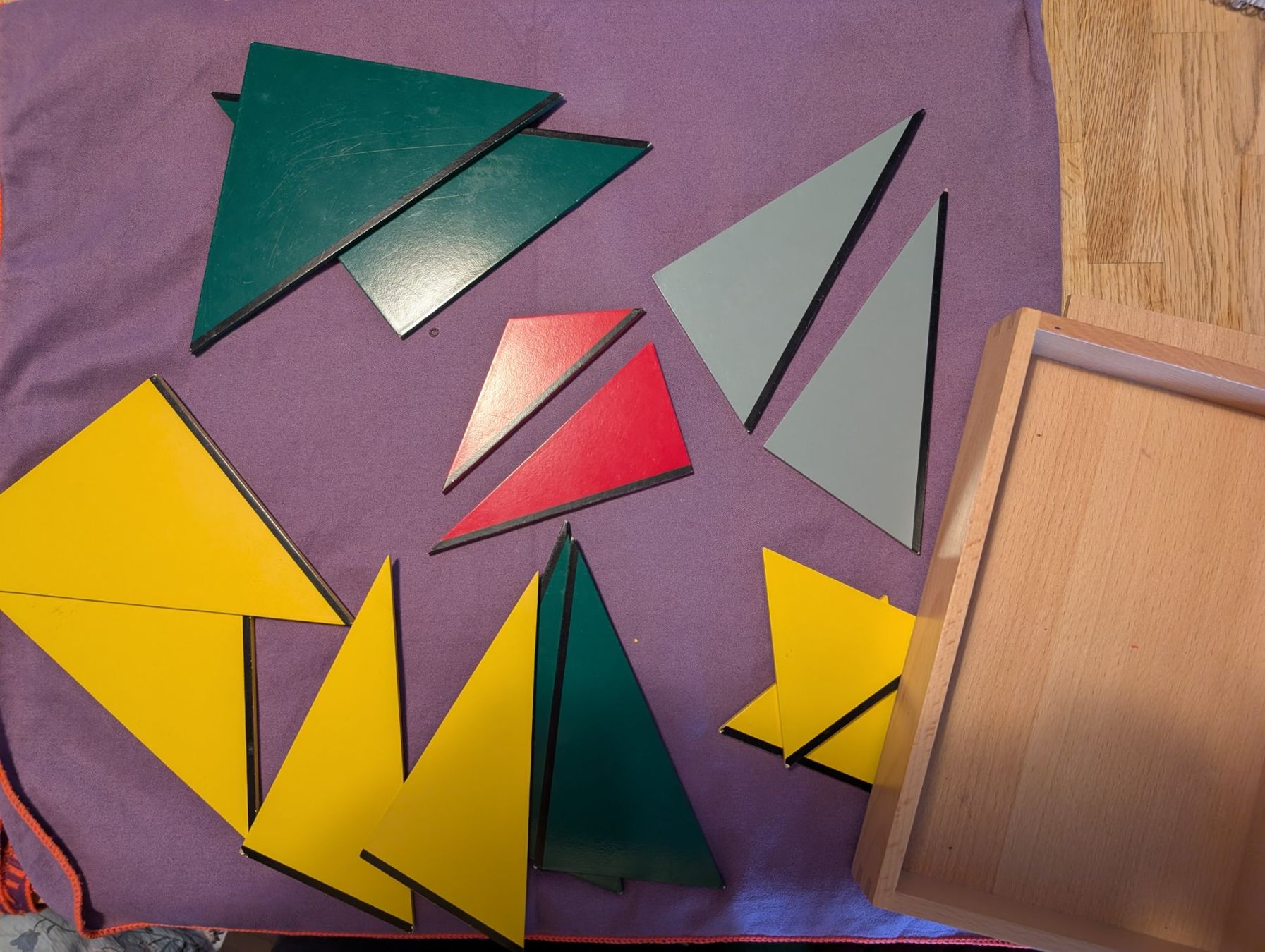 Giochi: Jeu 6 boites  triangles constructeurs Montessori – Usato da Genève venduto da jeansteph 4