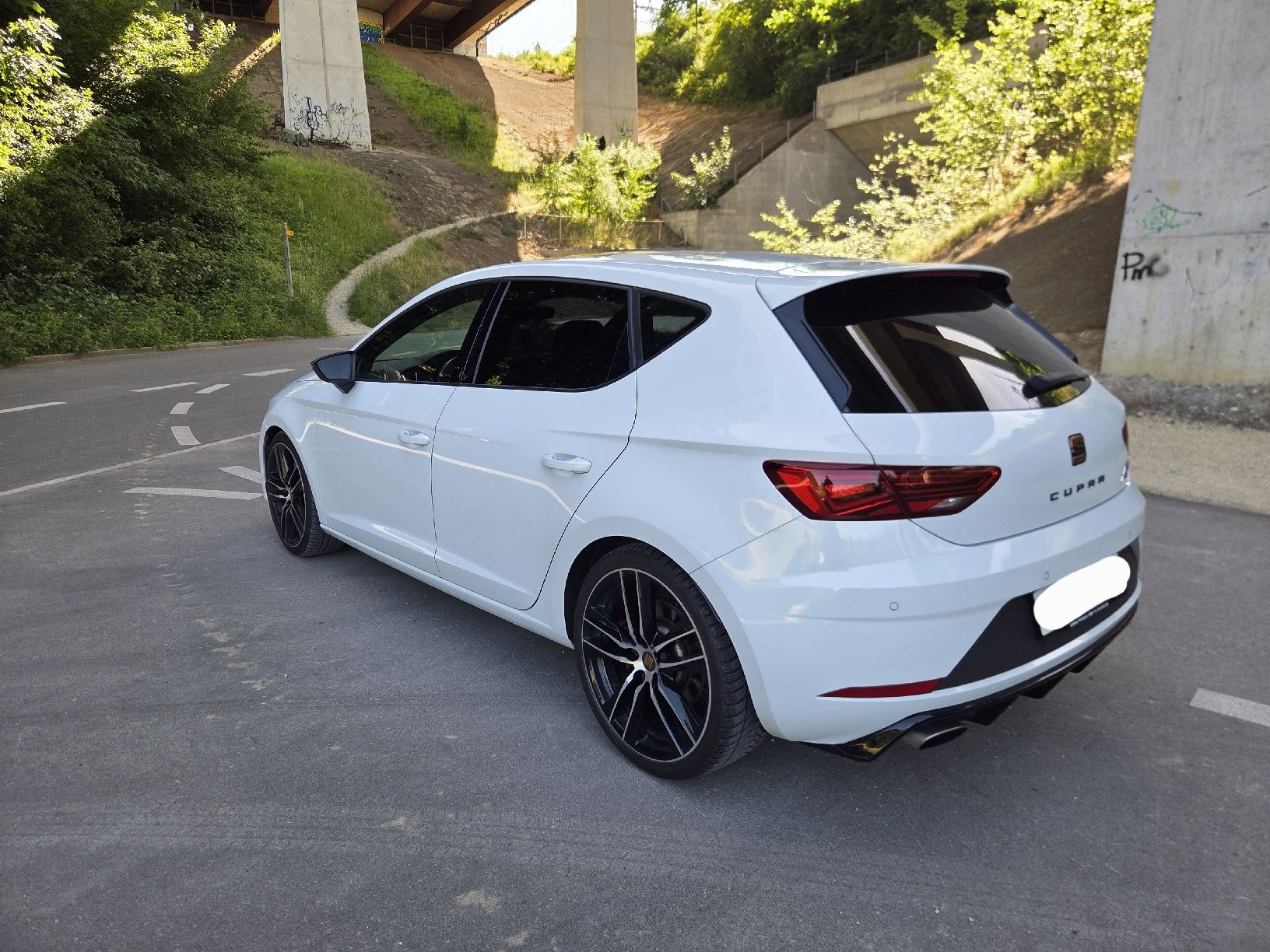 Seat Automobili: SEAT Leon Cupra 300 DSG – Usato da Othmarsingen venduto da Superli2015 3