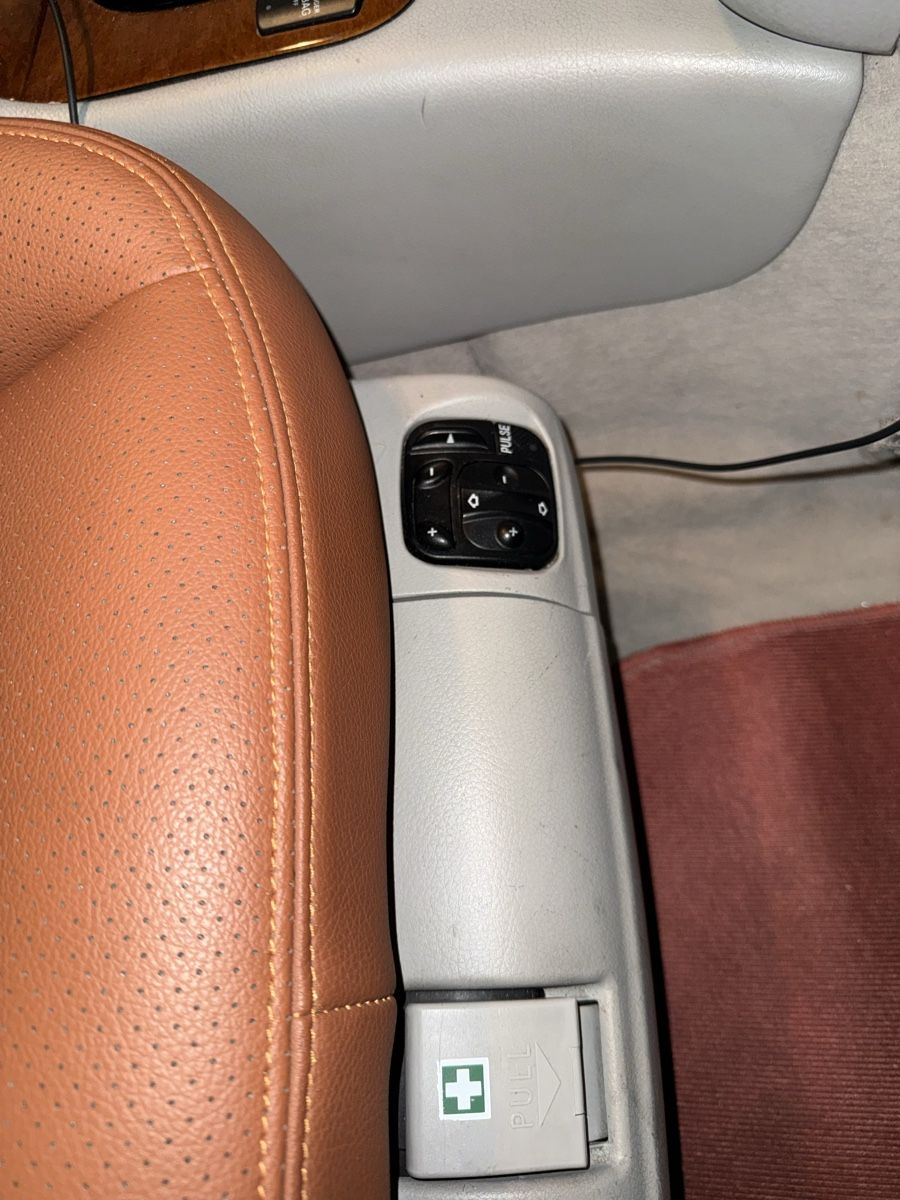 Mercedes-Benz Automobili: Mercedes S320 CDI  – Usato da Grenchen venduto da Leonardo29 8