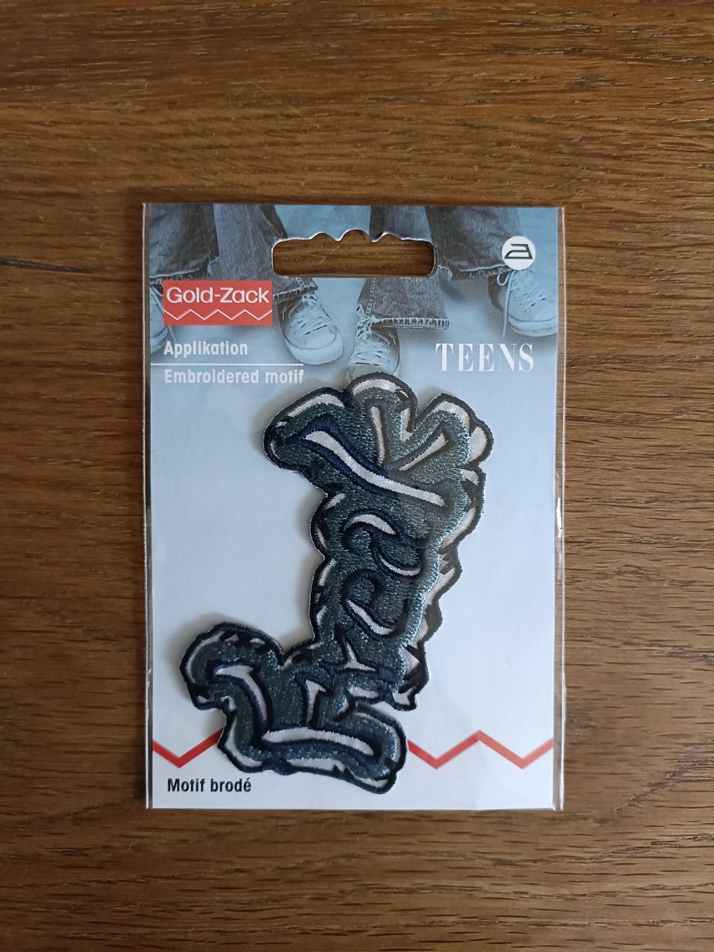 Toppe: Stoffmotiv zum aufbügeln – Nuovo e nell'imballaggio originale da Emmenbrücke venduto da Levira8