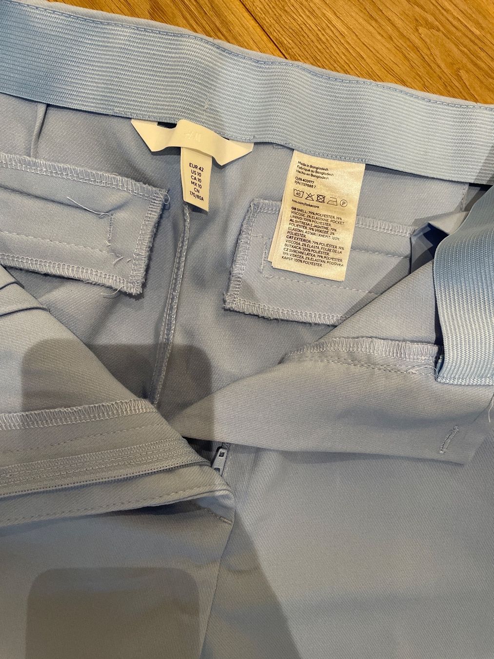 H&M Hosen: Hose H&M 42 – Gebraucht aus Zürich von iva_7658 1