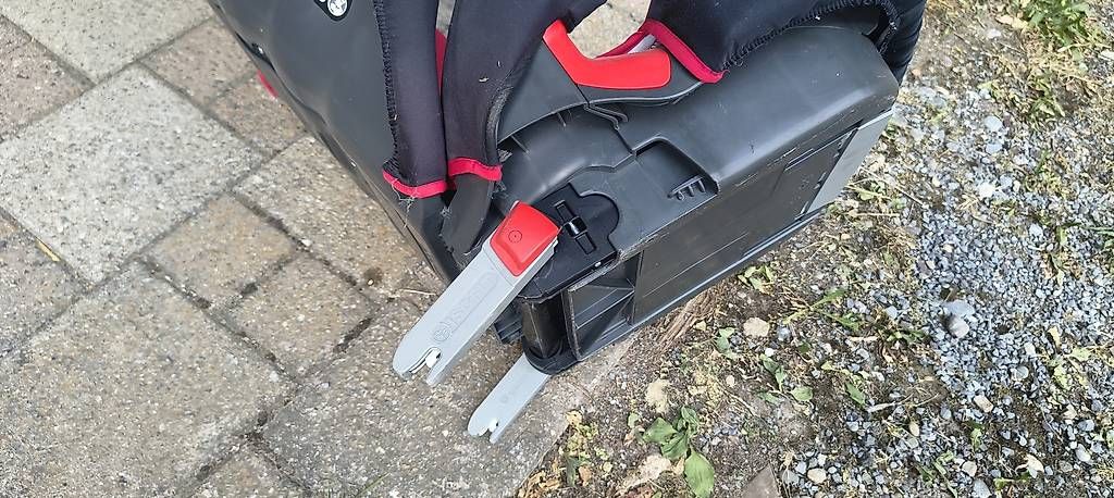 Seggiolini per auto: Römer Kindersitz mit Isofix – Usato da Wald ZH venduto da micotitolinotamtam 1