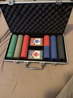 Komplettes Poker-Set im Alukoffer inkl. 2 Decks Bicycle Kart