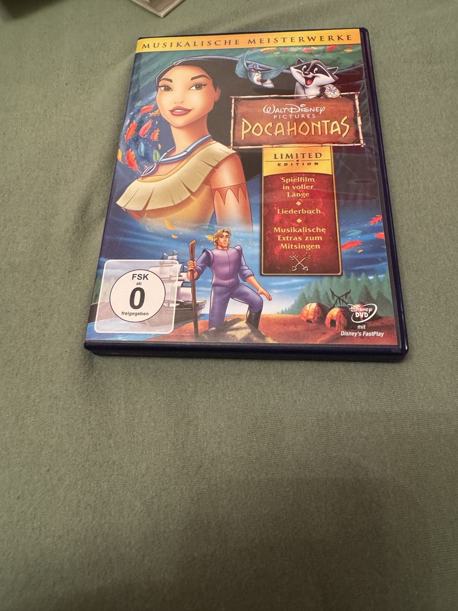 Alle DVDs: Pocahontas DVD Limited Edition mit Liederbuch – Gebraucht aus Suhr von