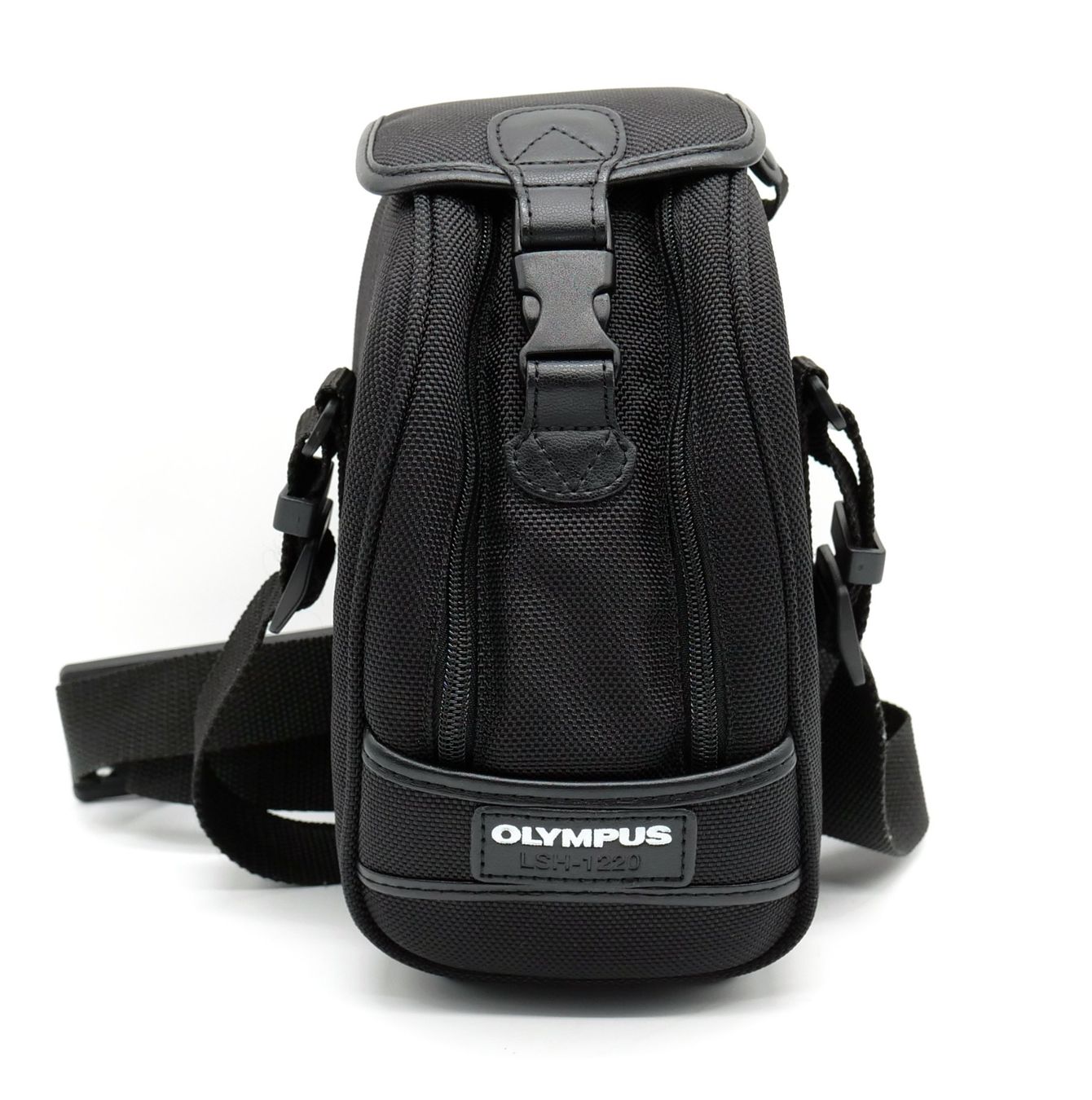Olympus Borse: Olympus schöne universelle Objektivtasche – Usato da Ottoberg venduto da Diamola