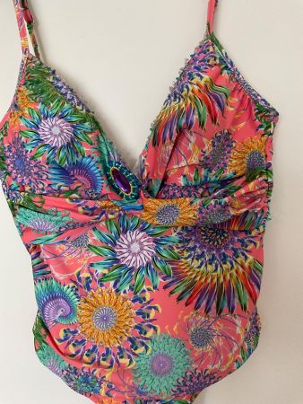 Renate Mate Badekleid Gr 42/44, it. 48 E-CUP