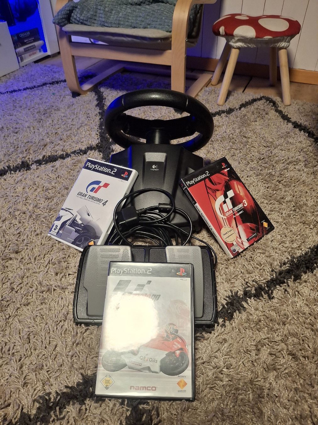 Spiele: Logitech Lenkrad PS2 mit drei Spielen gebraucht – Gebraucht aus Heimenschwand von fahrni01 1