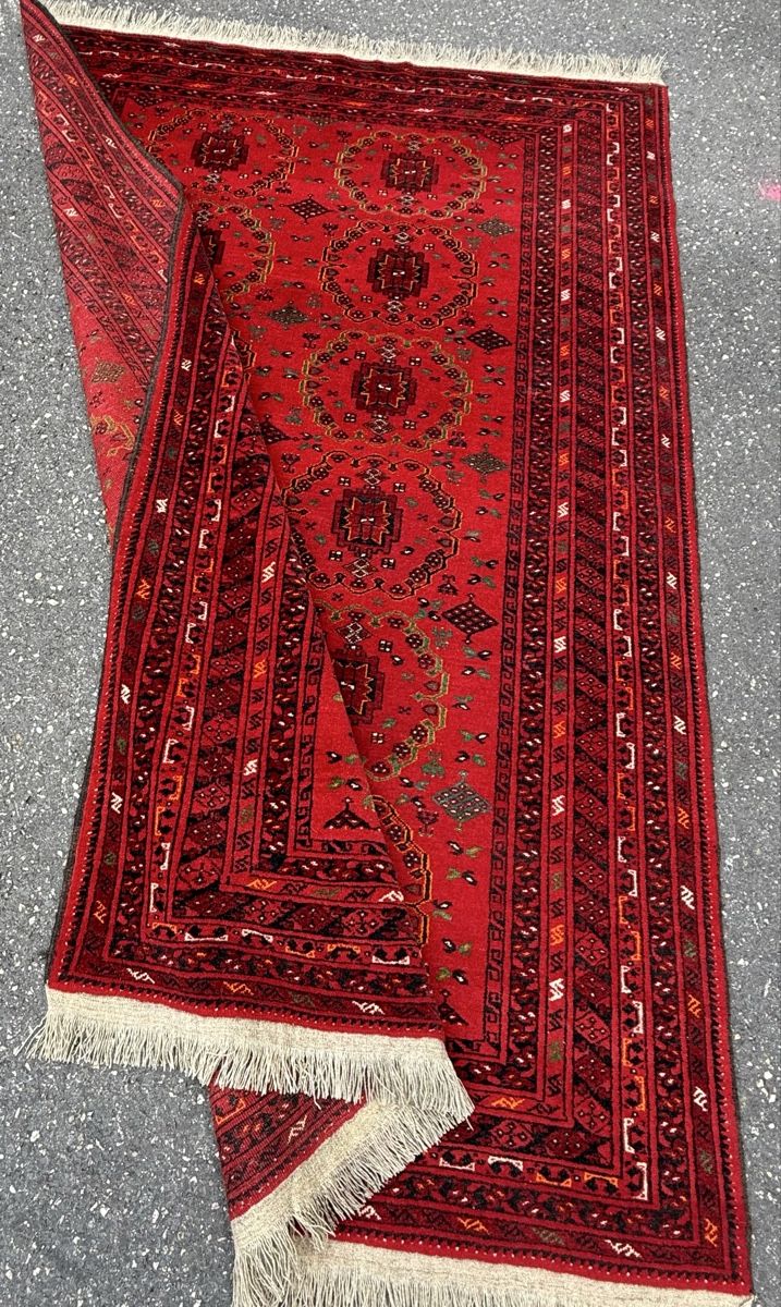 Teppiche: Orientteppich mit traditionellem Muster 232x156.cm – Gebraucht aus Sempach von Star7 2
