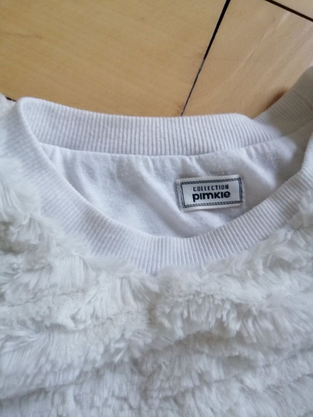 Pulls & Sweat-shirts: Pullover flauschig – Neuf (Voir description) à Biel/Bienne par M.D.C 3