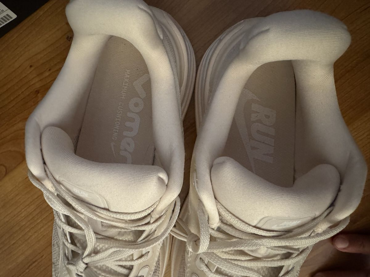 Herrenschuhe: Nike Vomero Premium eur 47 – Neu (gemäss Beschreibung) aus Rapperswil SG von pli_fz9r 1