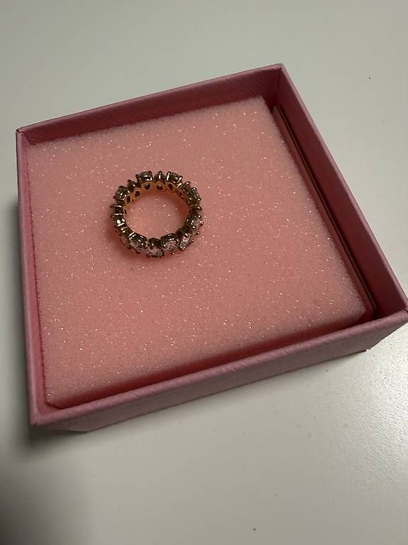 Altri gioielli: Swarovski Ring gr. 52 – Usato da Pfäffikon ZH venduto da cer_8rd7 2
