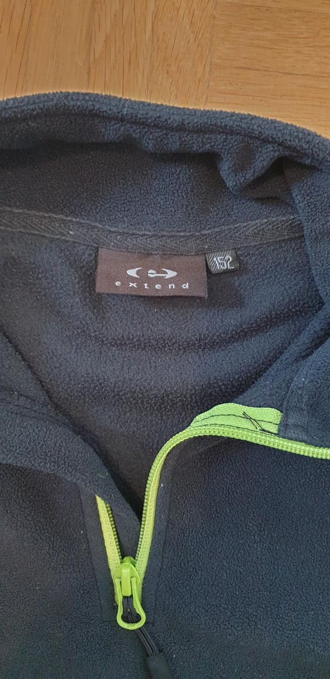 Maglioni & Felpe: Fleece Pullover Extend schwarz, Grösse 152 (Faserpelz) – Usato da Zürich venduto da paule_toepfer 1