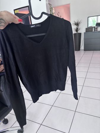 Schwarzes Langarmshirt "ONLY", Grösse S, Damen, top Zustand