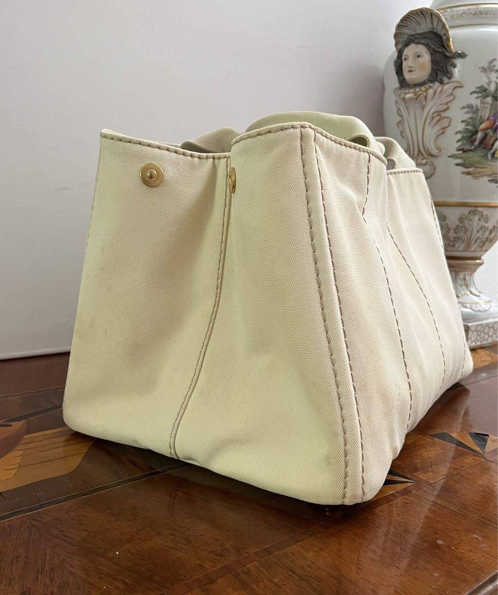 Prada Borse da donna: Prada Canvas Bag XL / beige – Usato da Basel venduto da marinaliane 1