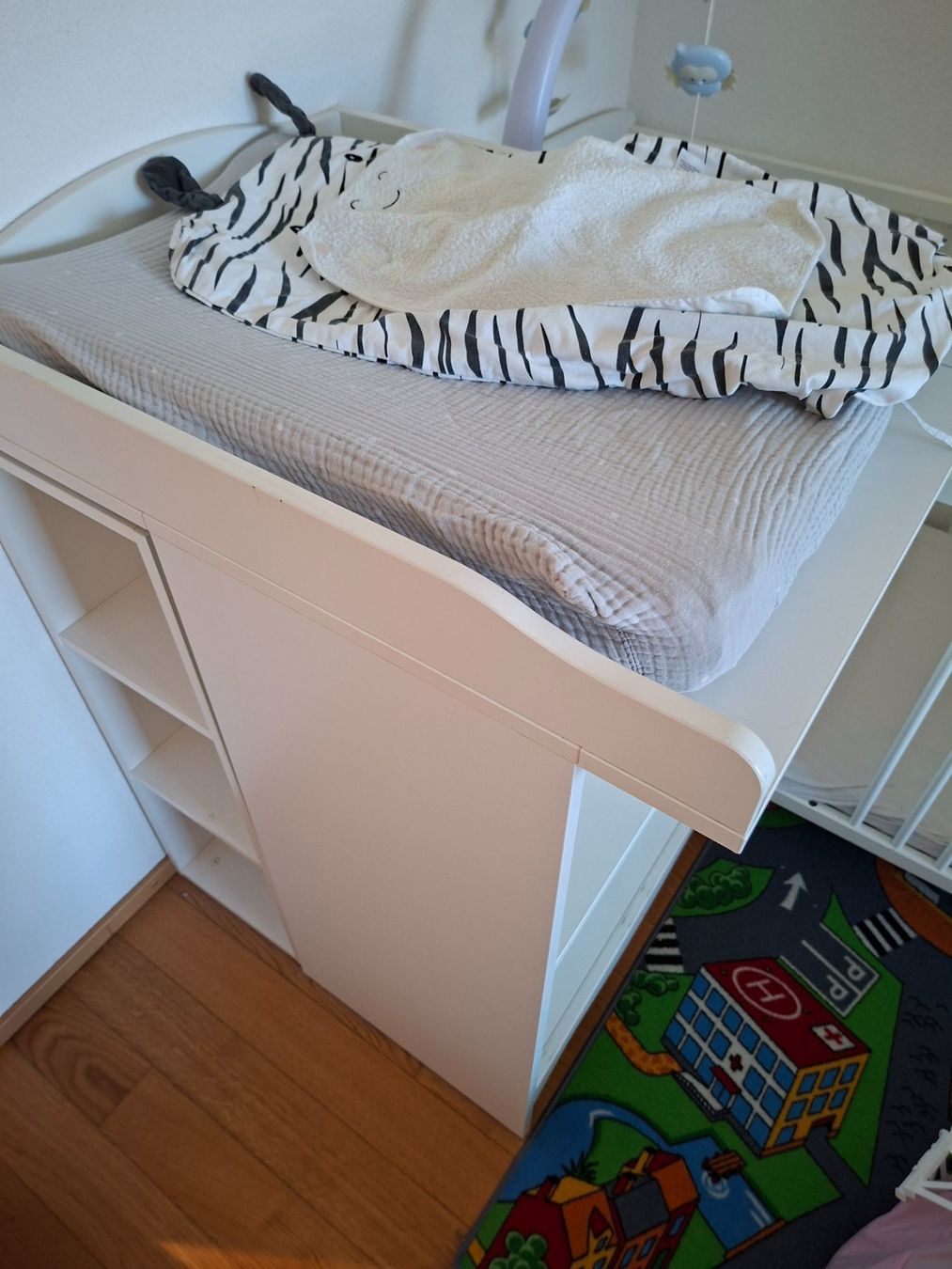 Ikea Fasciatoi & Accessori: Smågöra Wickletisch / Bücherregal – Usato da Buchs SG venduto da julianna_st 1