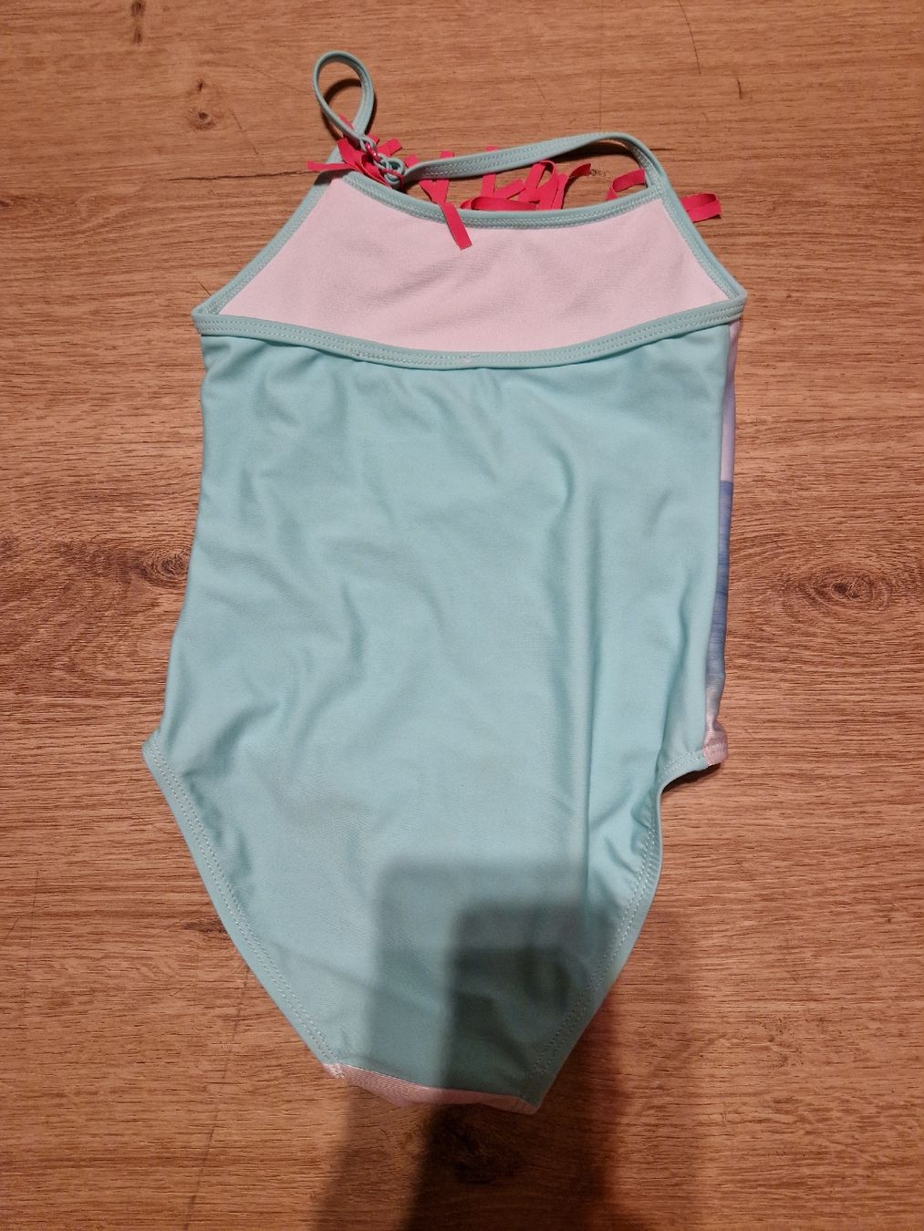 Completi: Minions Badeanzug Gr 104 – Usato da Wimmis venduto da traubenq 1