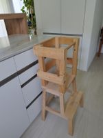 Lernturm aus Holz, ideal für kleine Küchenhelfer!