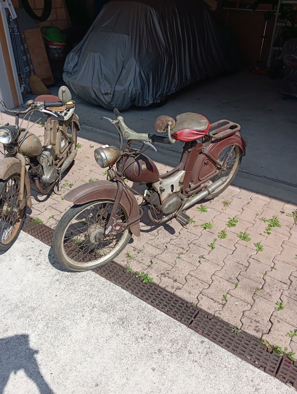 Simson Ciclomotori: 2 x Simson RS2 Scheunenfund – Difettoso da Baldegg venduto da eichhof79 1