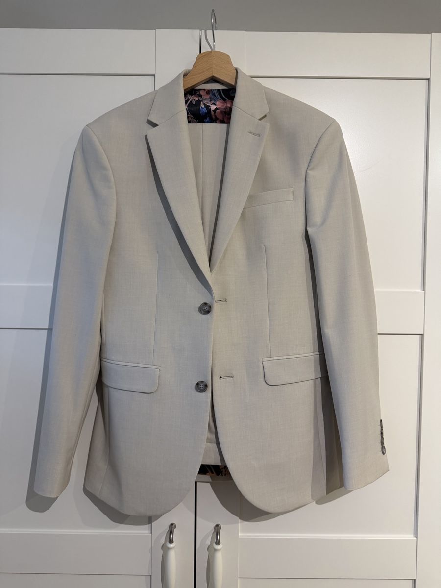 Completi, tute sportive e funzionali: Anzug Next Tailoring beige Grösse 32R – Nuovo (secondo la descrizione) da Rotkreuz venduto da noah_02